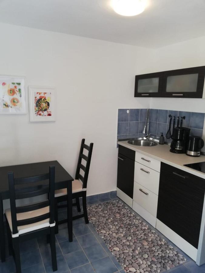 Ferienhaus Bozena Appartment 1 弗尔萨尔 外观 照片